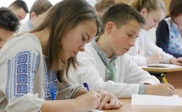 С 1 сентября школьники Украины будут учиться по системе корректирующего обучения