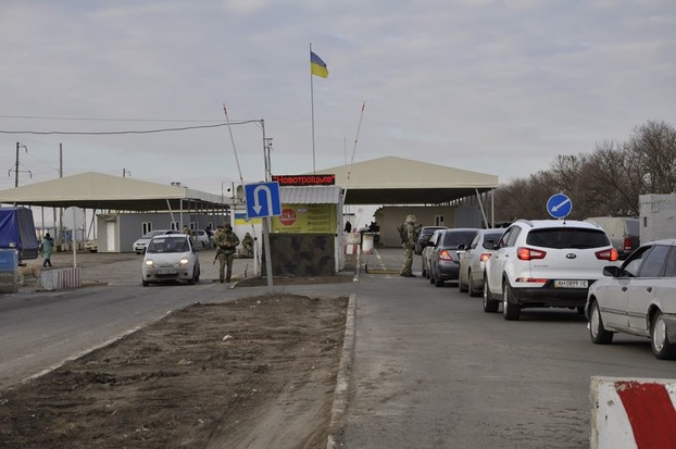С 1 марта все КПВВ на Донбассе перешли на весенний график работы