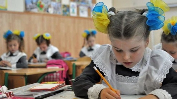 Учителям в Украине облегчили работу