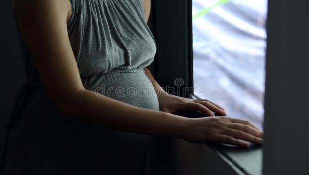 Проект «Родить в Украине»: Легко ли сегодня быть матерью-одиночкой материально 