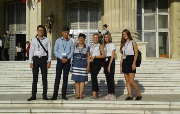 Мариупольские школьники заняли призовые места на олимпиаде в Румынии