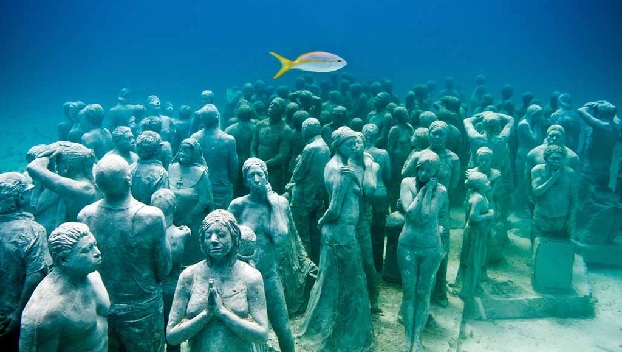Возле Канарских островов открыли подводный музей