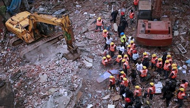 Обрушение здания в Индии: есть пострадавшие 