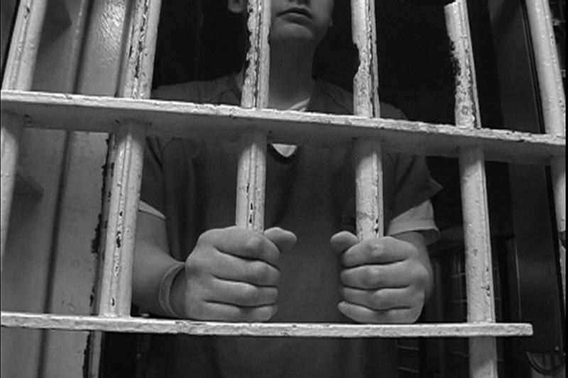 В Константиновке судом взят под стражу подозреваемый в серийных квартирных кражах
