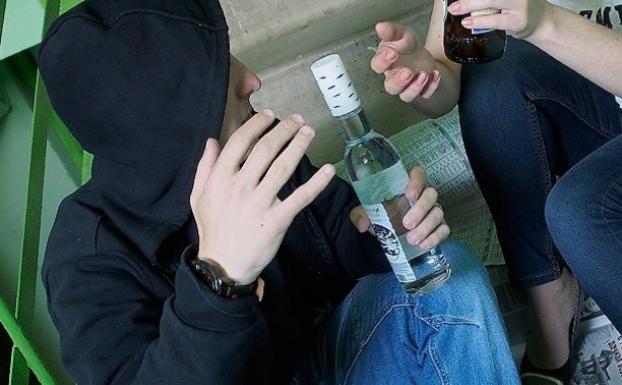 За сутки в Мариуполе отравились алкоголем и наркотиками трое детей