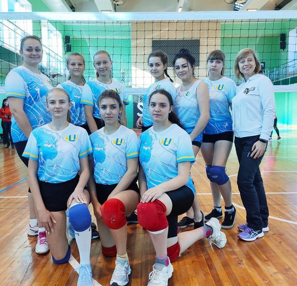Успехи волейболисток из Курахово на областных соревнованиях