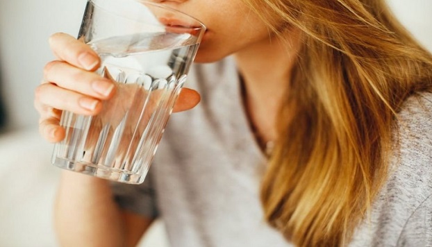 Почему необходимо пить именно теплую воду?