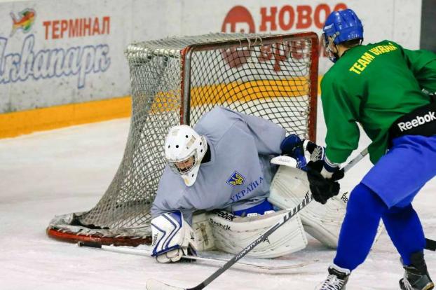 Украинская молодежка отправилась на чемпионат мира по хоккею