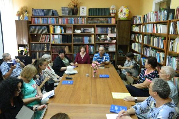 В Мариуполе прошло заседание международного литературного клуба