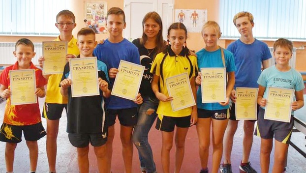 В Покровске прошли соревнования по настольному теннису