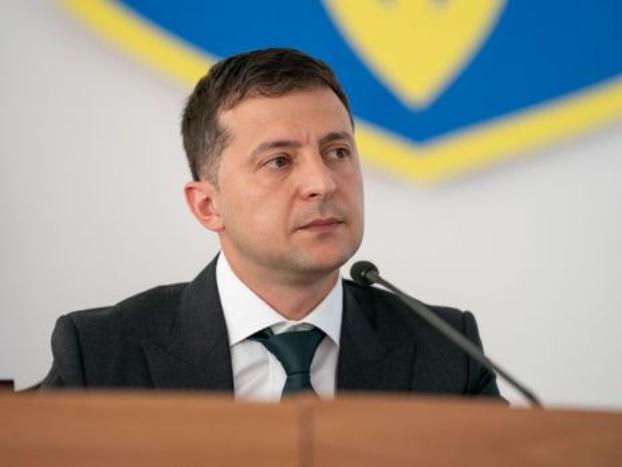 Зеленский хочет увольнения руководителей полиции и СБУ на Житомирщине из-за «янтарных пиратов» 
