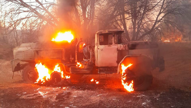 Еще один поселок на Донбассе оказался под обстрелом — фото