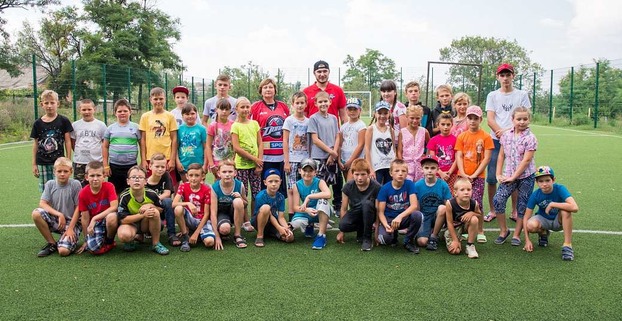 Школьники из Долгой Балки вошли в состав фан-клуба ХК «Донбасс»
