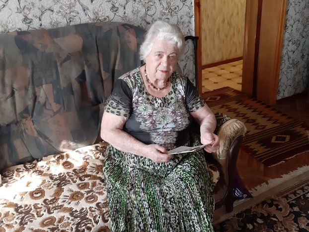 Юлия Фадеева из Константиновки не расстается со «Знамя Индустрии» более 70 лет