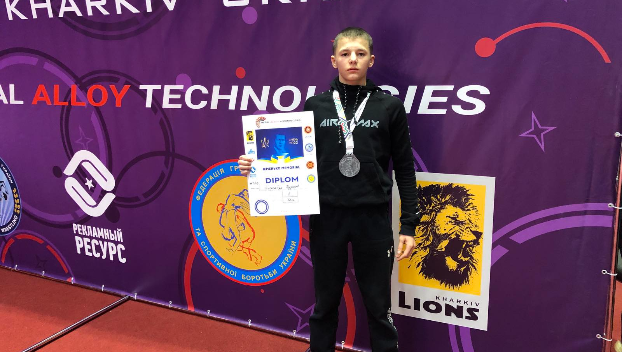 Спортсмен из Константиновки завоевал «бронзу» на турнире по борьбе