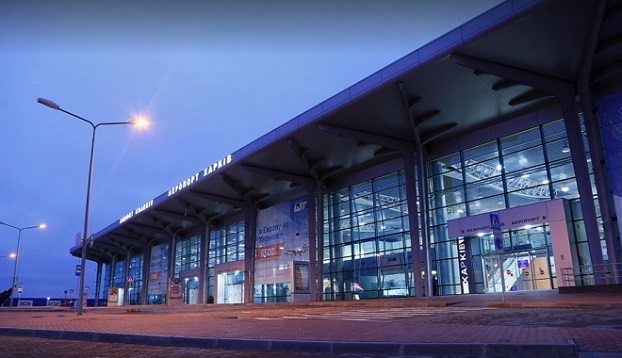 В харьковском аэропорту на 14 часов задерживается вылет в Турцию