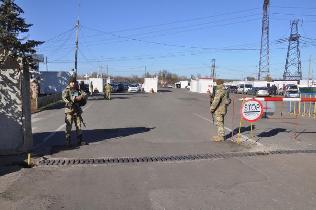 На Донбассе прекращается пропуск через линию разграничения — ООС
