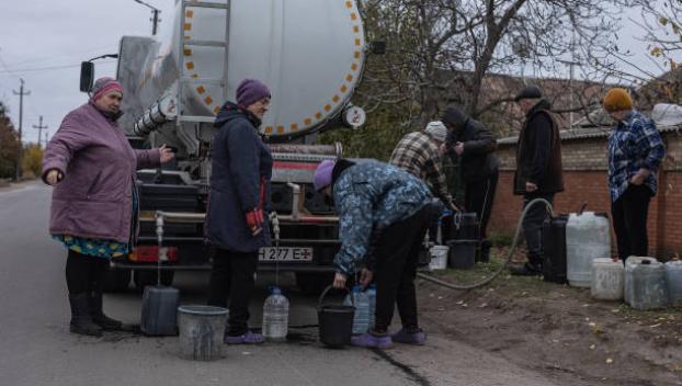 Адреса подвоза воды в Константиновке сегодня, 25 декабря