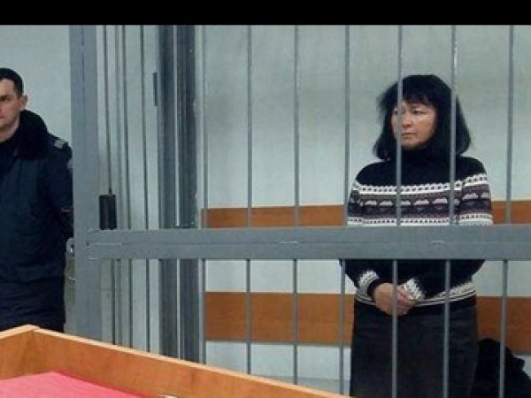 Учительницу из Харьковской области, пытавшуюся продать на органы ученицу, отпустили домой по решению суда