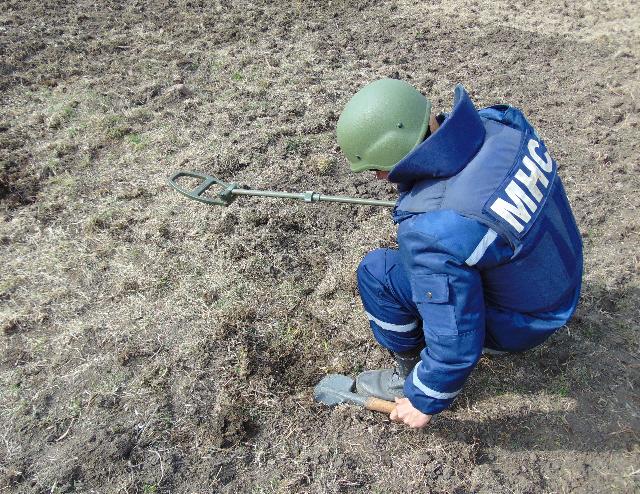 27 взрывоопасных предметов  обезвредили пиротехники Донецкой области