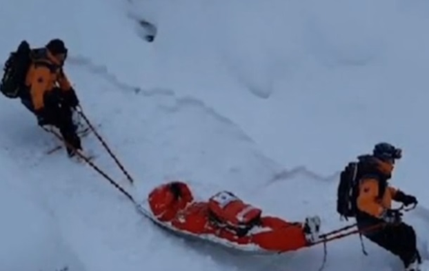 В Словакии в горах погиб лыжник: власти предупреждают о лавинной опасности 