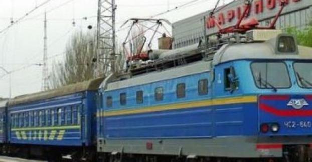 С ноября в поездах Мариуполь — Киев появится услуга горячего питания