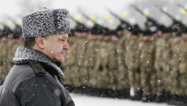В Украине могут ввести военное положение 