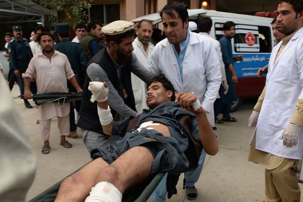 В Афганистане в результате подрыва смертника погибло не менее 13 человек, еще 40 получили ранения