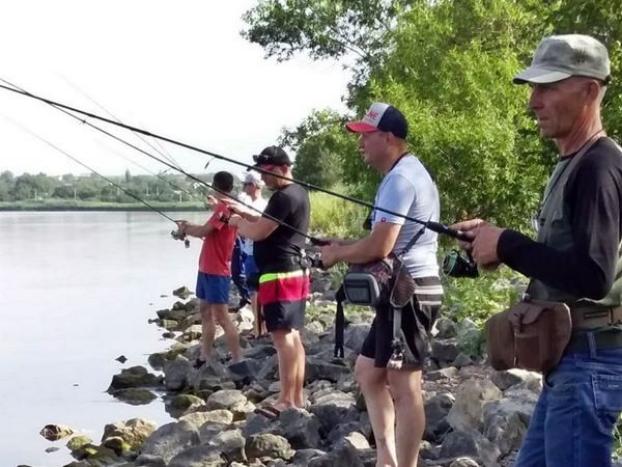 Лучшие рыболовы Донетчины готовятся в Курахово  к чемпионату Украины 