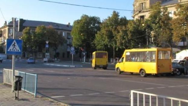 В Дружковке на автобусные маршруты №13 и №18 нашли перевозчика