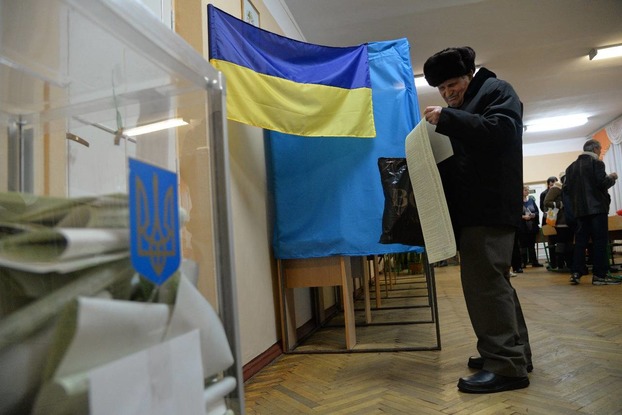 В Украине завершились первые выборы в местные ОТГ