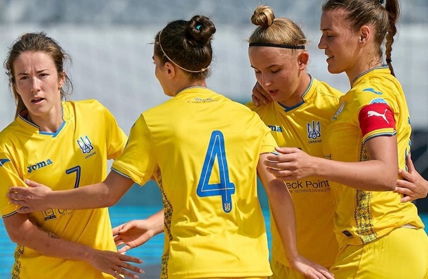 Женская сборная Украины по пляжному футболу вошла в Топ-5 Евролиги-2021