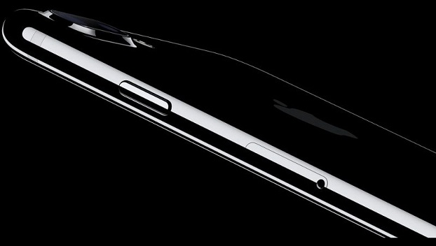 Обнаружен инженерный дефект черных iPhone 7 