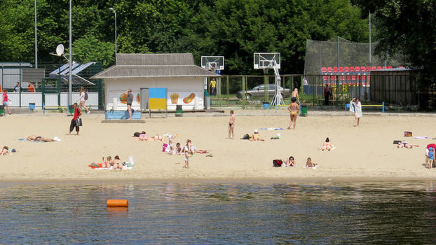 Минздрав разрешит открыть пляжный сезон у морей и рек в Украине