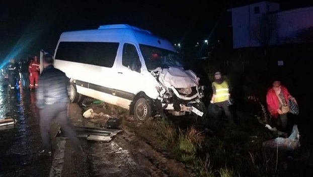 В Румынии столкнулись два микроавтобуса 