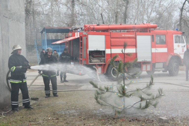 Спасатели Украины в течение недели спасли 38 человек и ликвидировали 811 пожаров 