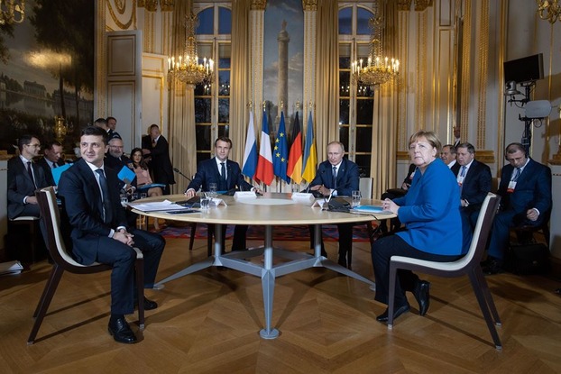 Переговоры Нормандской четверки прервали ради встречи Путина и Зеленского — офис АП