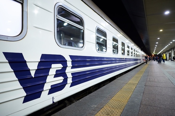 «Укрзализныця» запустит новые поезда из Мариуполя и Бахмута