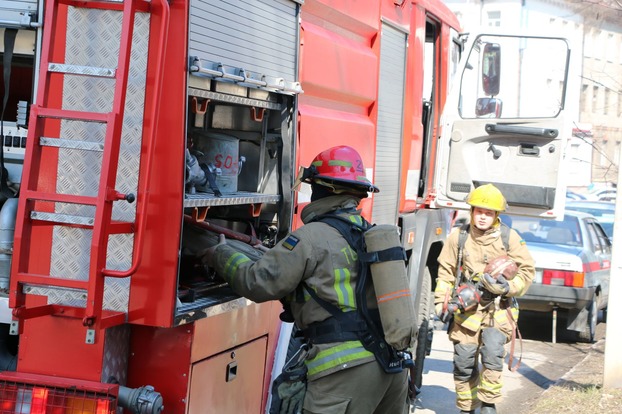 В Бахмутском районе во время тушения пожара пострадал мужчина