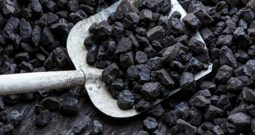 В Торецке готовятся к отопительному сезону: начали выдавать уголь
