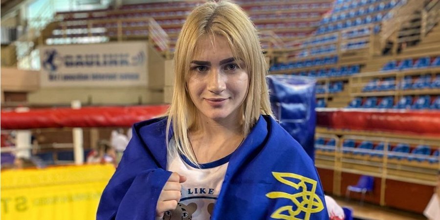 Была в наушниках: На Киевщине 18-летнюю чемпионку насмерть сбил поезд