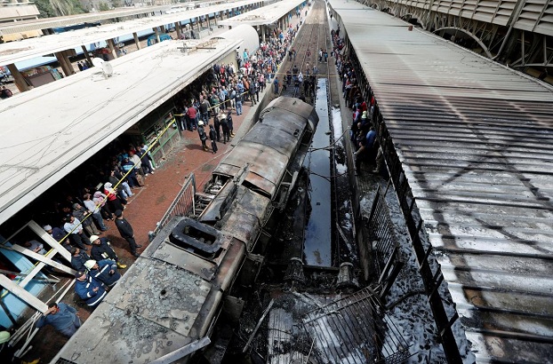 В Каире произошел пожар на главном вокзале города, не менее 25 человек погибли