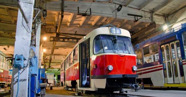 Еще 20 чехословацких трамваев выедут на линии в Мариуполе
