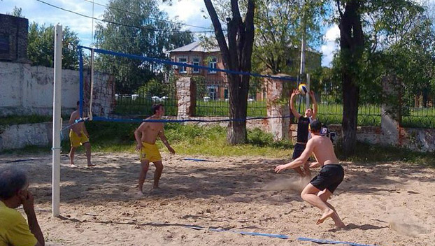 На Донбассе в рамках Универсиады 2016 сыграли в пляжный волейбол