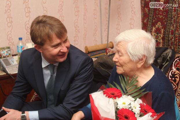 Жительница Мирнограда отметила свое 97-летие 