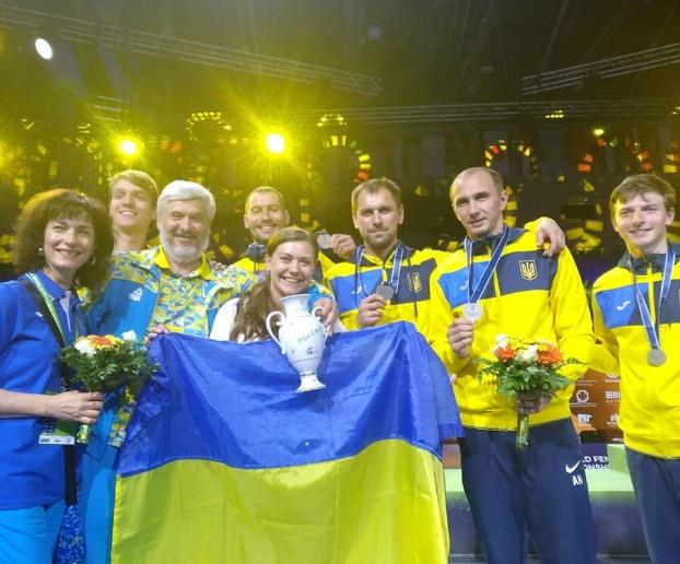 К золоту Харлан на чемпионате мира по фехтованию мужская сборная Украины по шпаге прибавила серебро