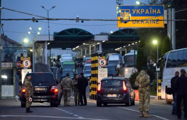 Украина закрывает КПП из-за коронавируса: Список