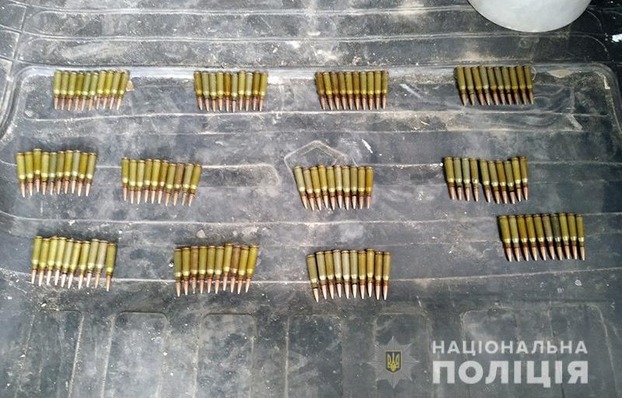 В Мангуше местный житель сдал в полицию боеприпасы