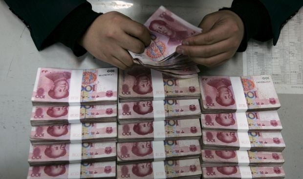 Китайский юань МВФ включил в корзину резервных валют