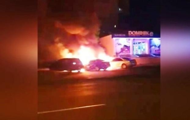В Виннице сгорели два авто, подозревают поджог